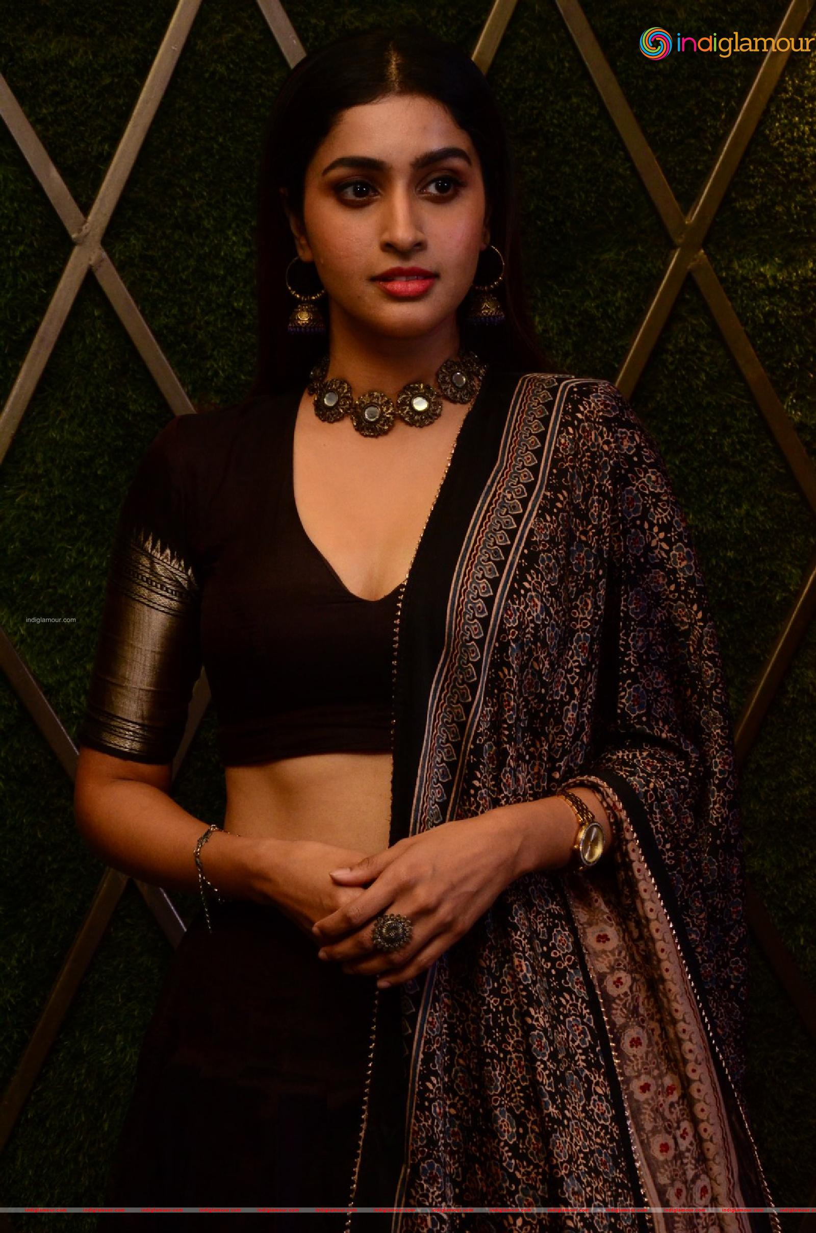Tanya Ravichandran Actress hd photo
