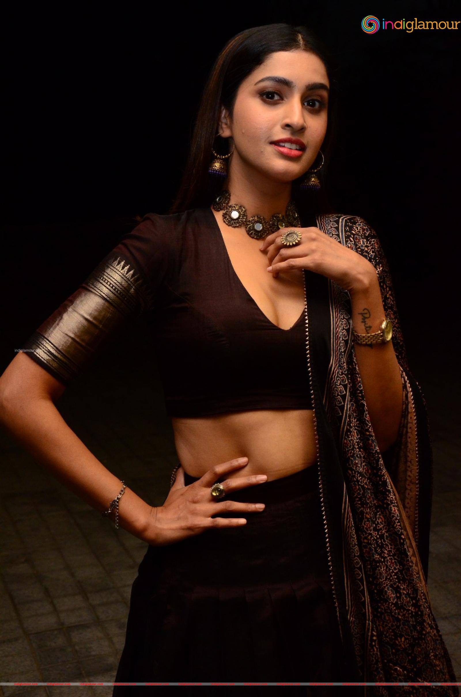 Tanya Ravichandran Actress hd photo