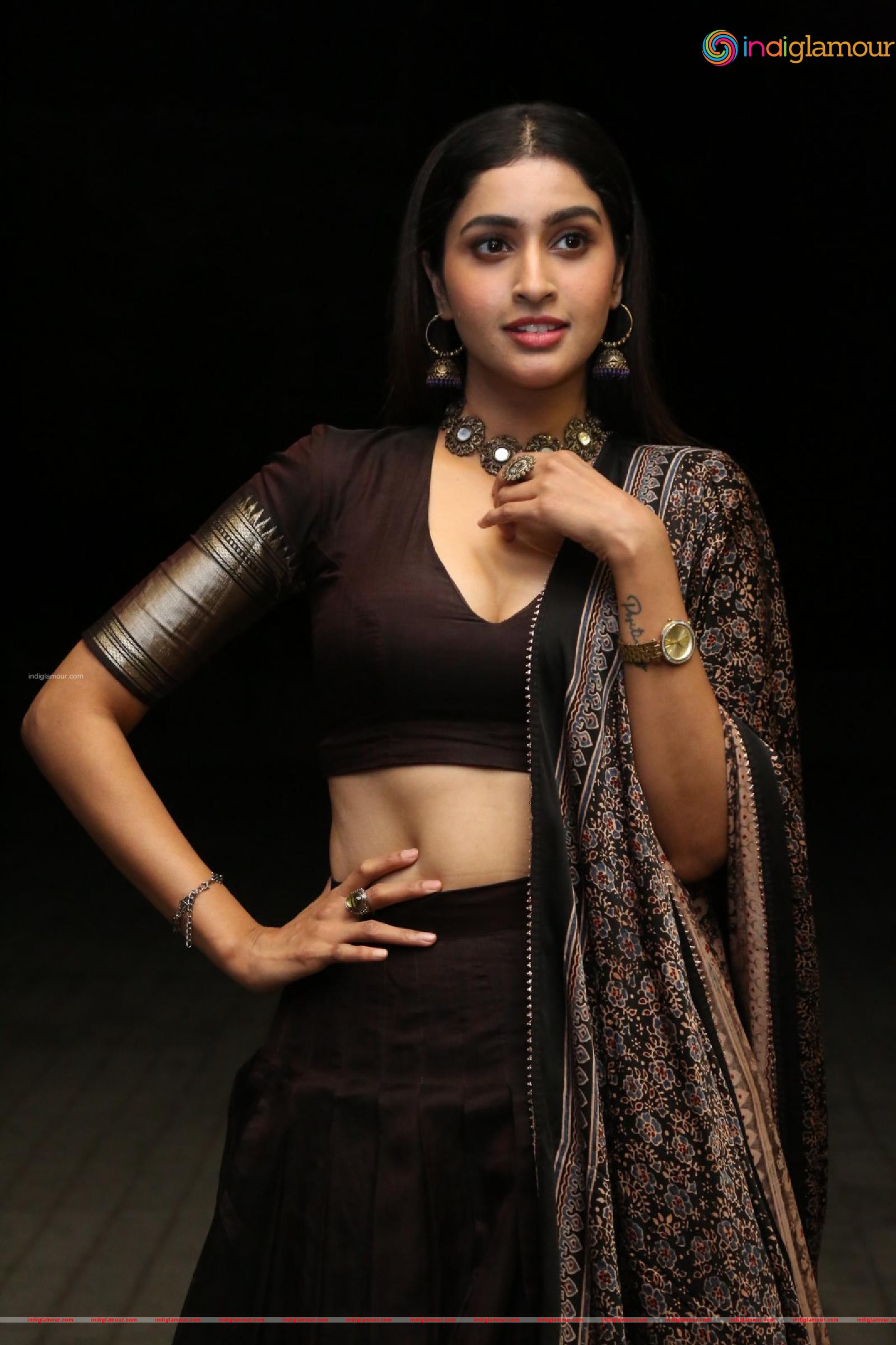 Tanya Ravichandran Actress hd photo