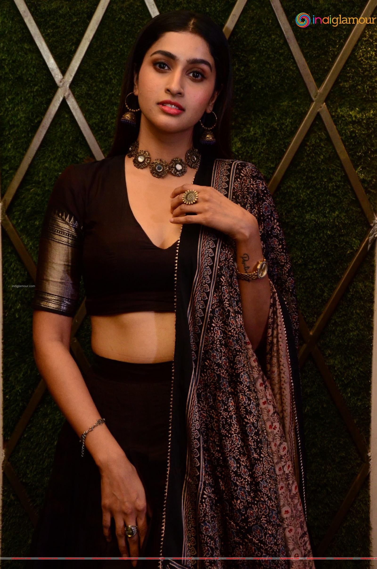 Tanya Ravichandran Actress hd photo
