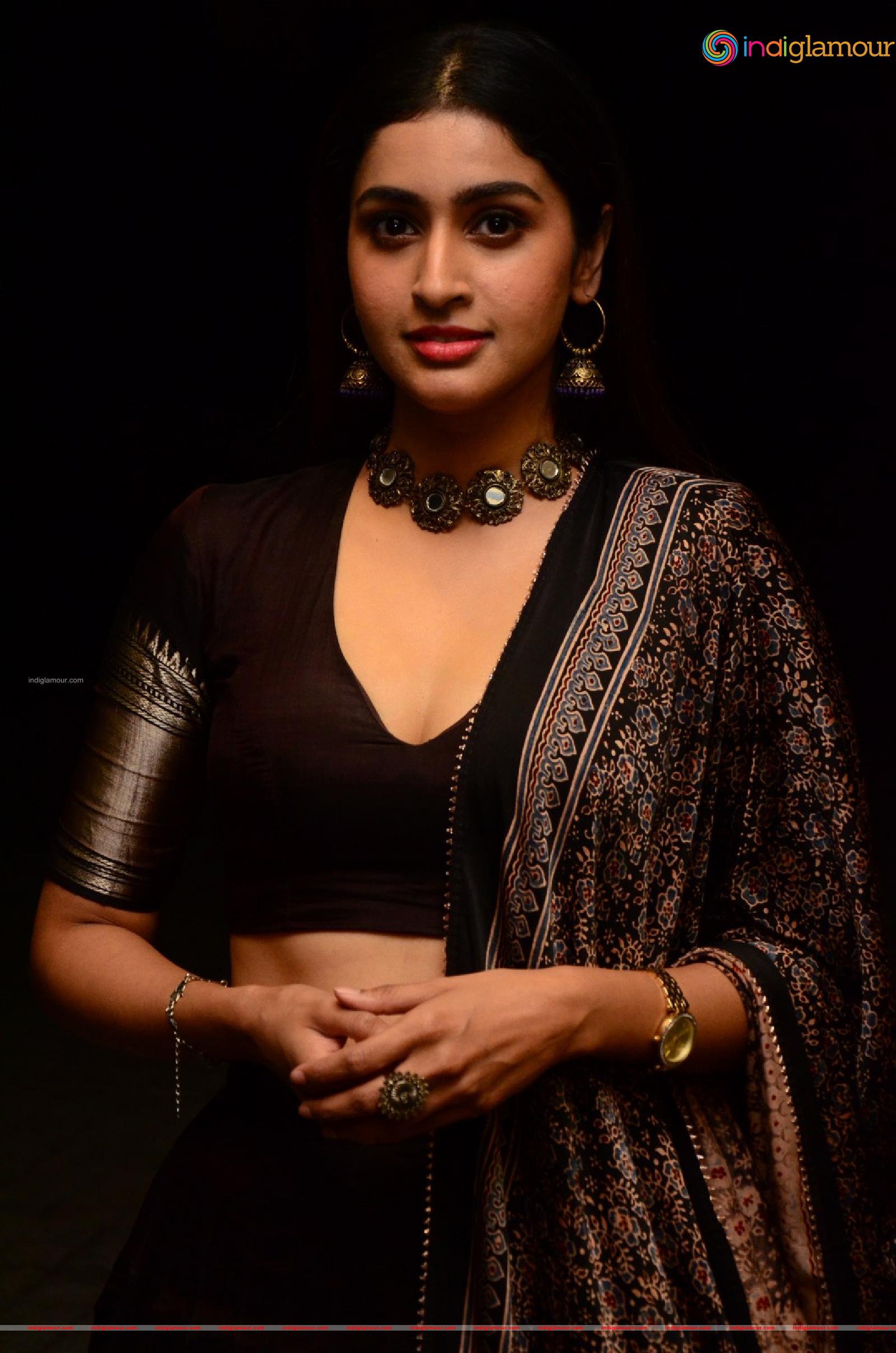 Tanya Ravichandran Actress hd photo