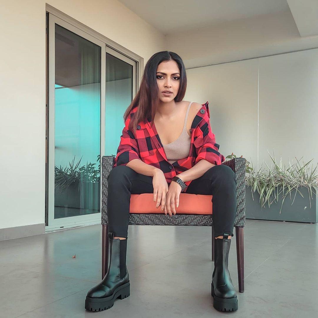 Amala Paul Actress hd photo