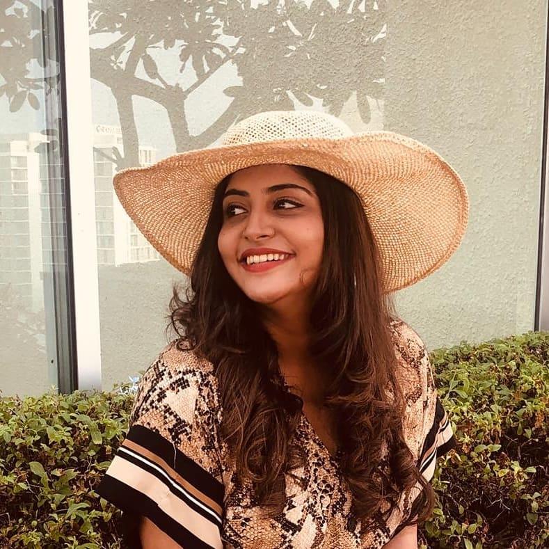Manjima Mohan Actress hd photo