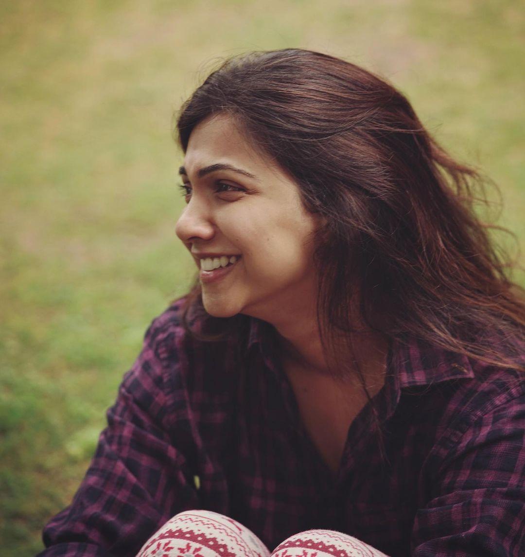Madonna Sebastian Actress hd photo