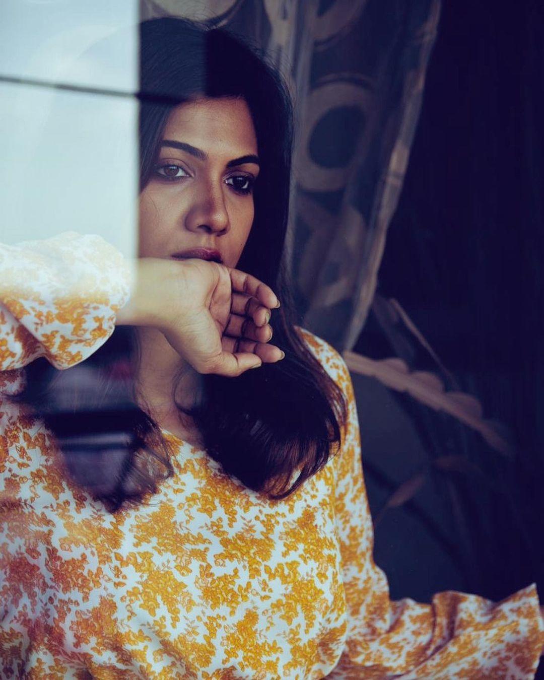 Madonna Sebastian Actress hd photo