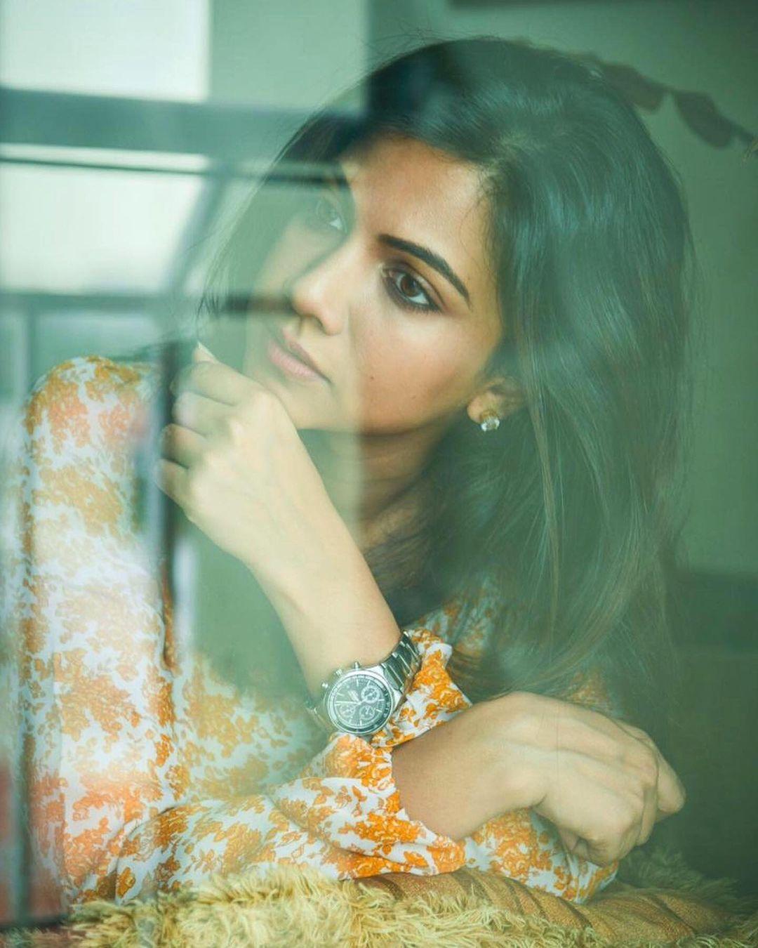 Madonna Sebastian Actress hd photo