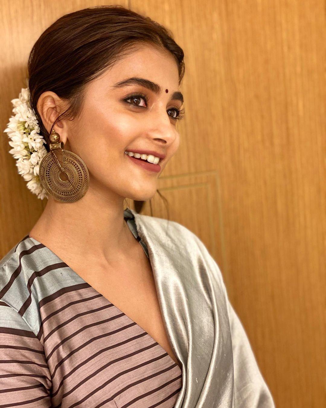Pooja Hegde Actress hd photo