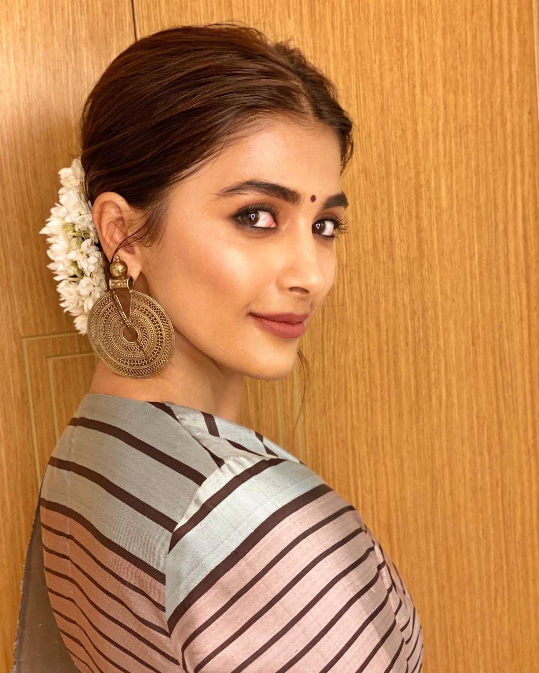 Pooja Hegde Actress hd photo