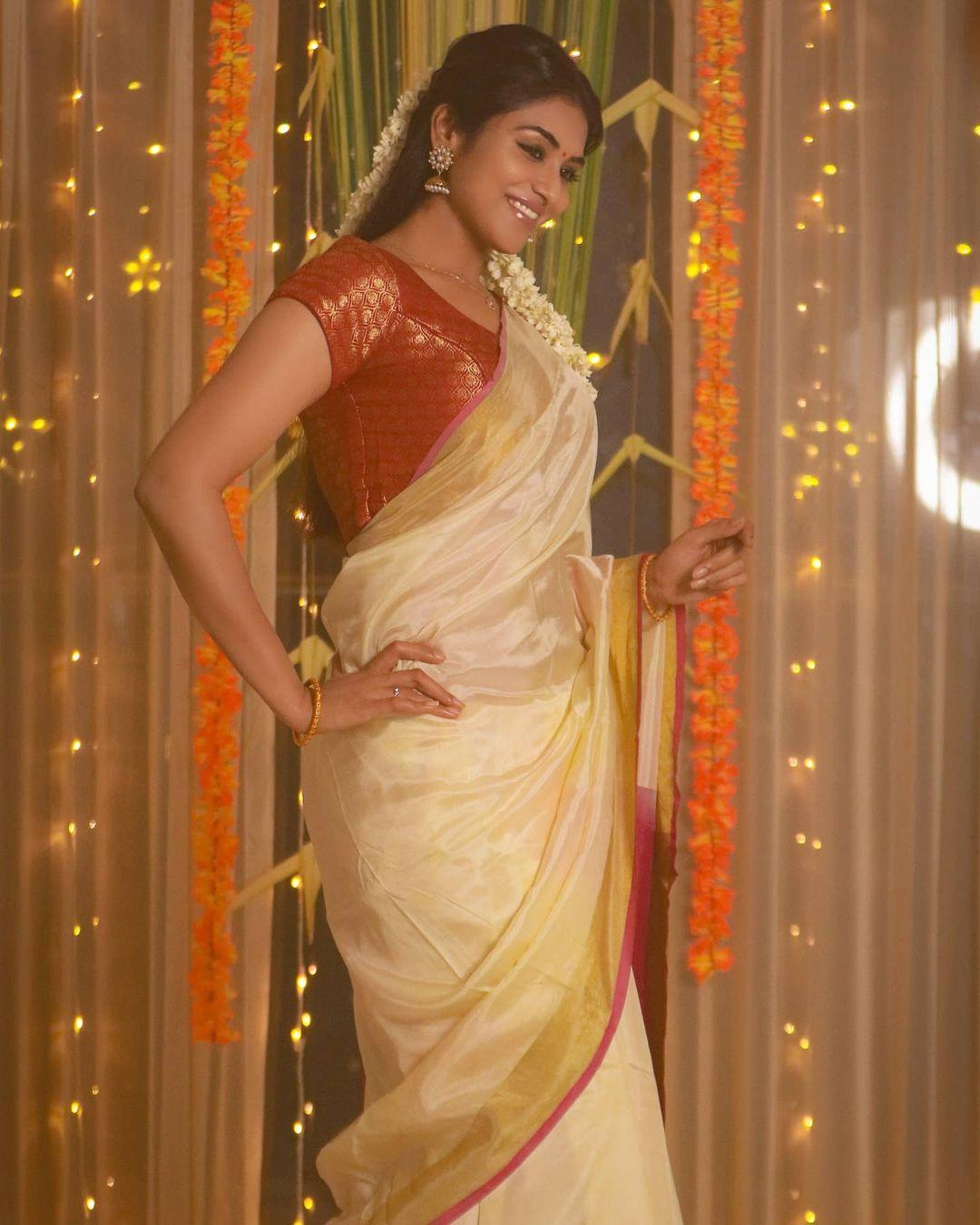 Indhuja Ravichandran Actress hd photo