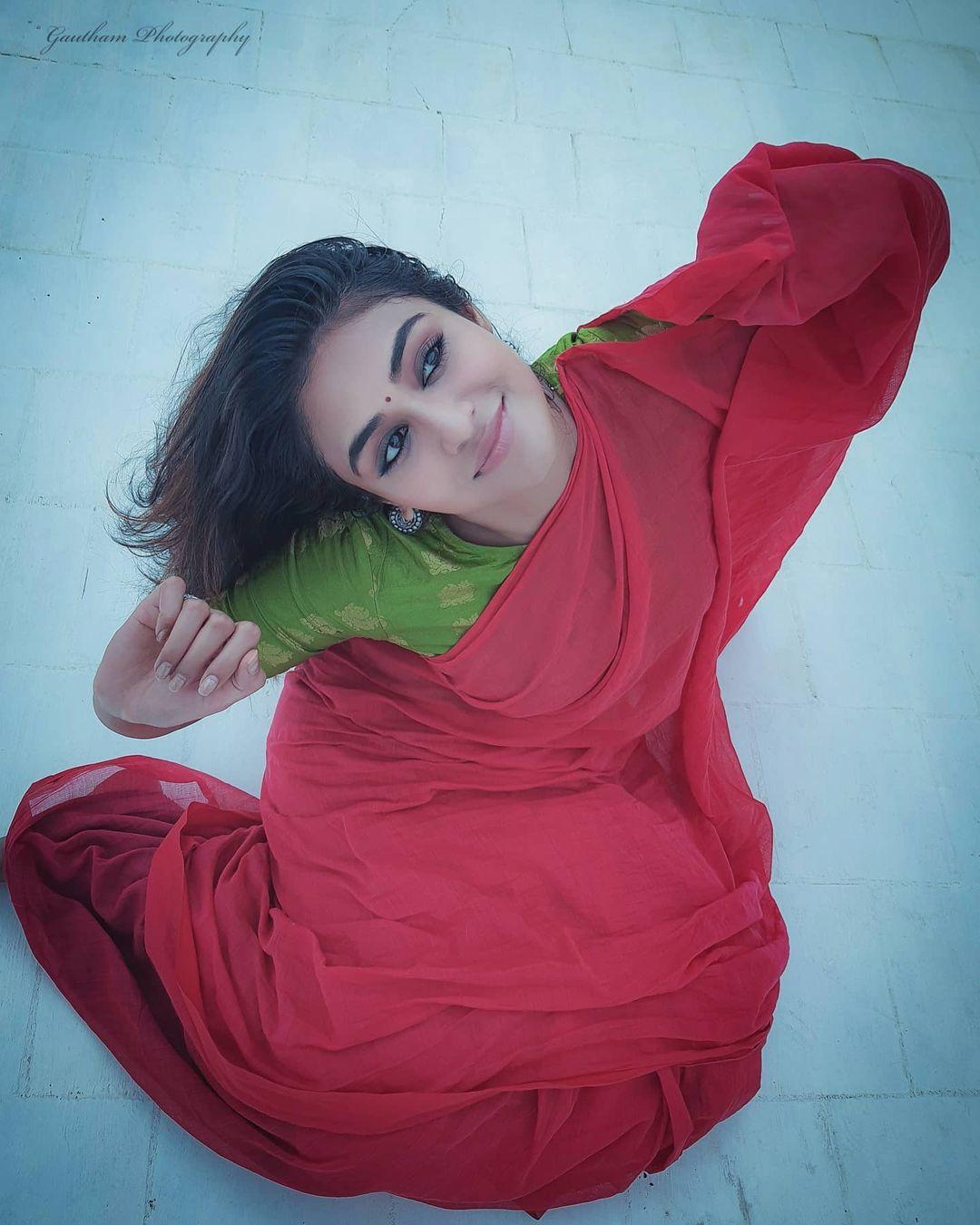 Indhuja Ravichandran Actress hd photo