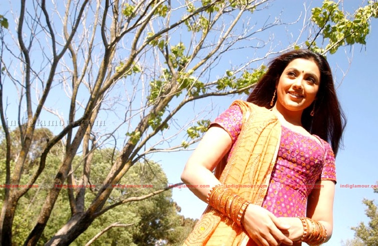 Meena Actress hd photo