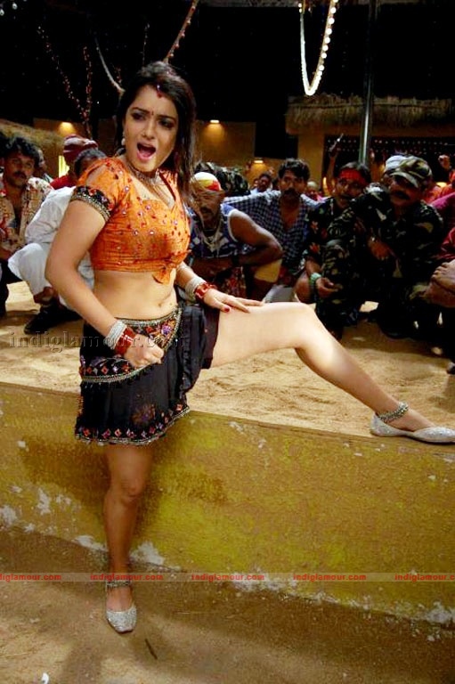 Nikitha Actress hd photo