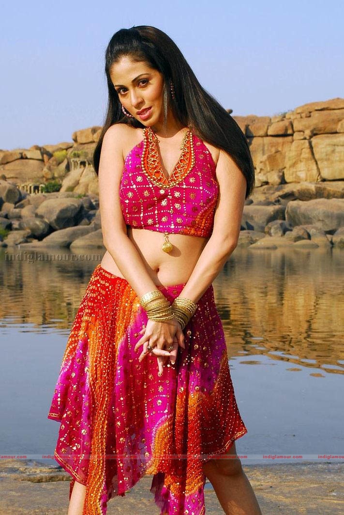 Sada Actress hd photo
