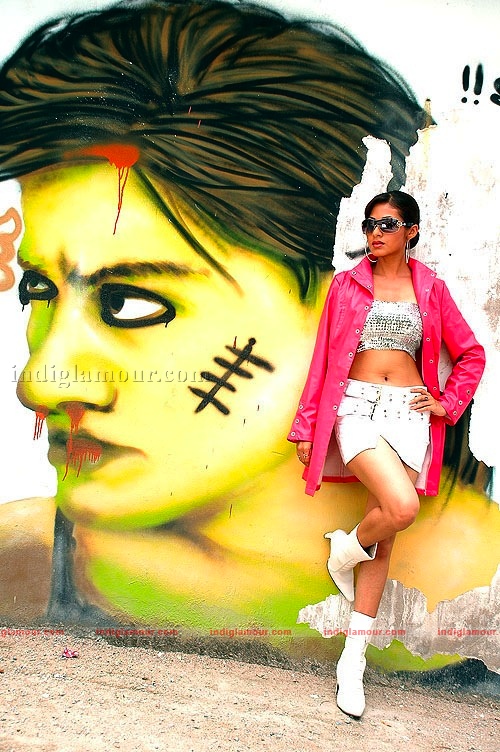Sada Actress hd photo