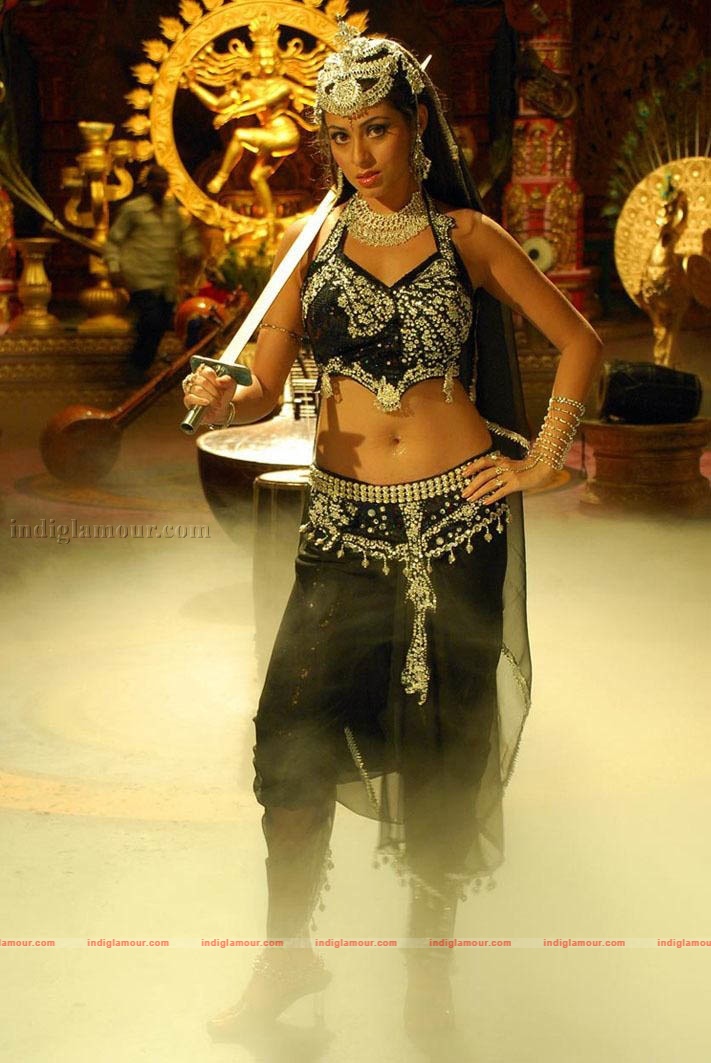 Sada Actress hd photo