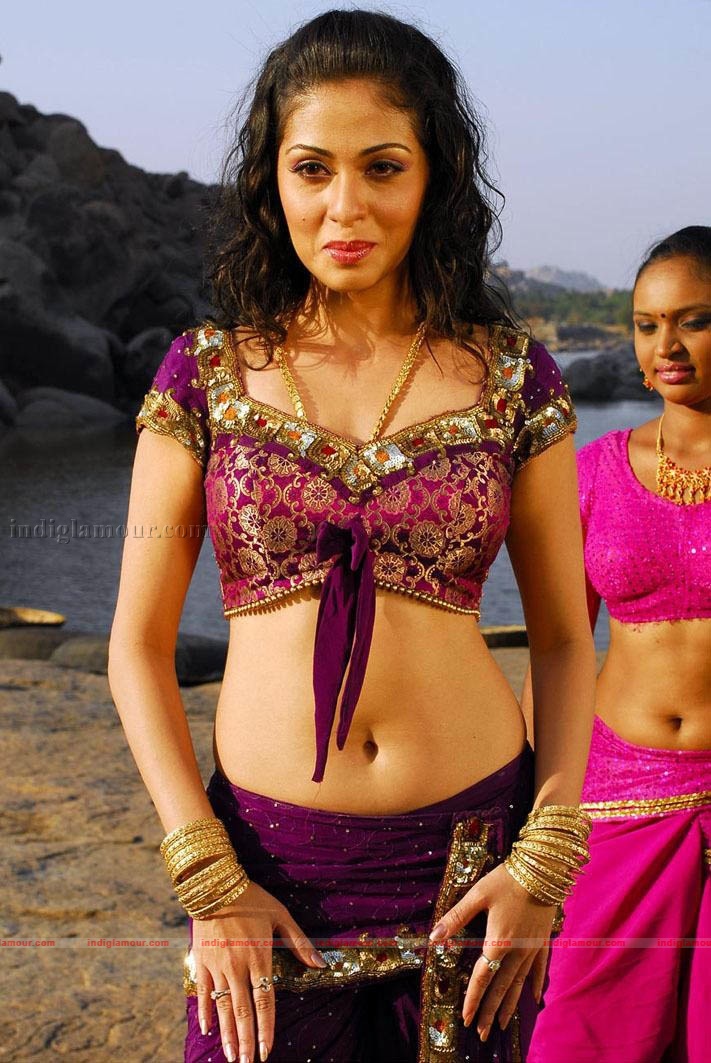 Sada Actress hd photo