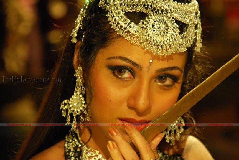 Sada Actress hd photo