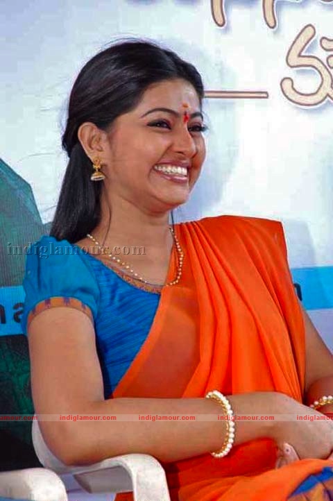 Sneha Actress hd photo