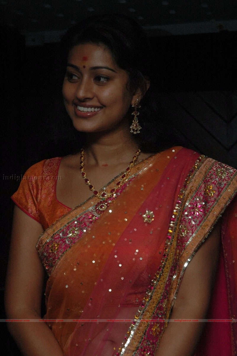 Sneha Actress hd photo