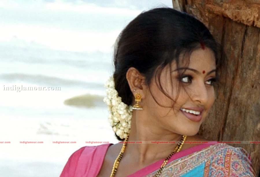 Sneha Actress hd photo