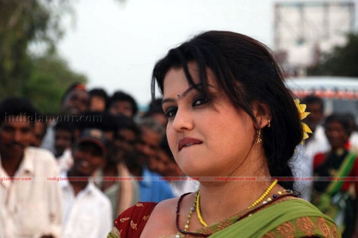Sona Actress hd photo