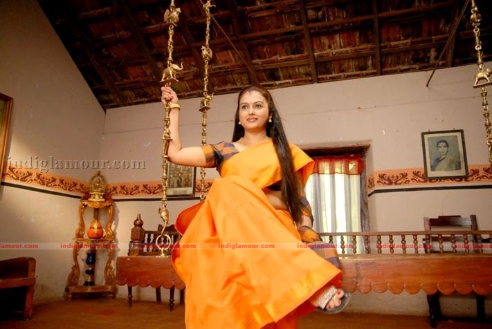 Sona Actress hd photo