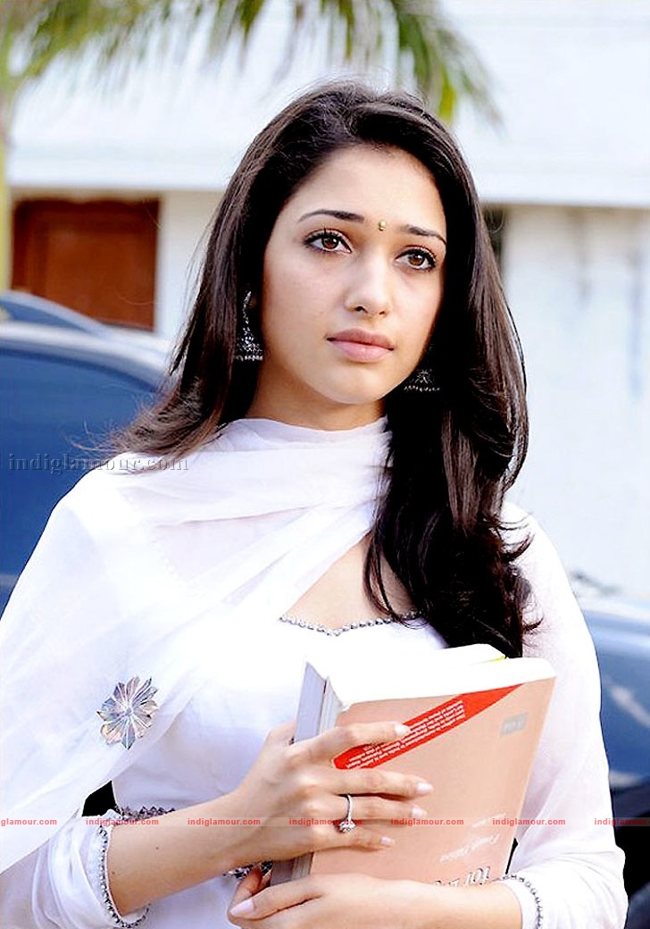 Tamanna Actress hd photo