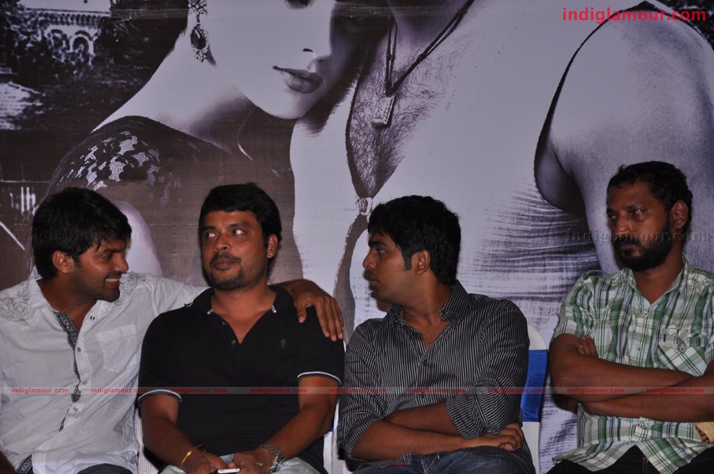 Madras Pattinam Press Meet Event hd photo
