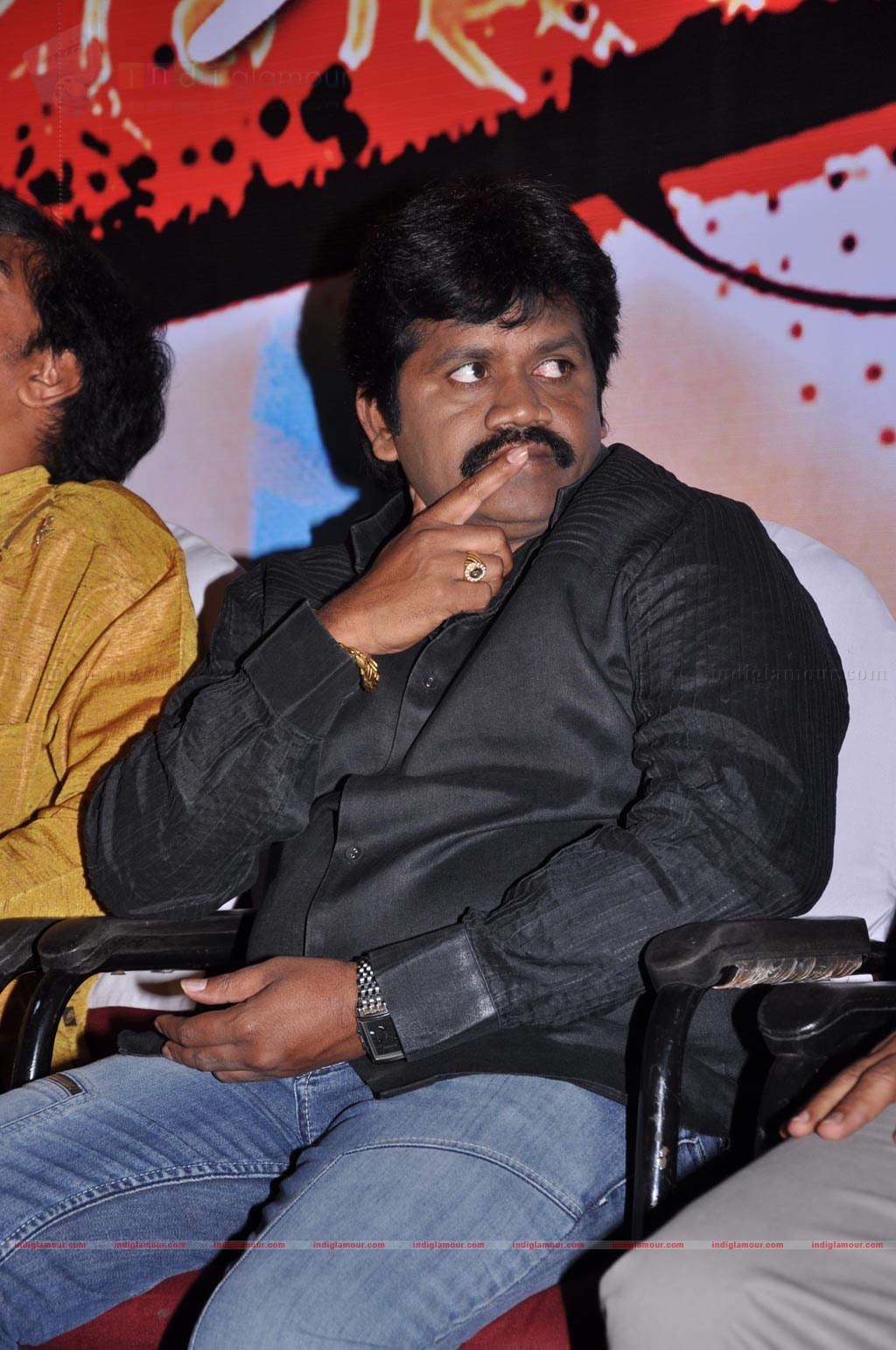 Thambikku Intha Ooru Audio launch Event hd photo