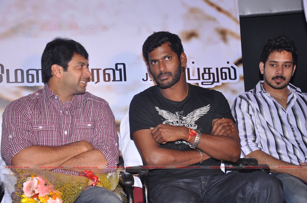 Kacheri Arambam Audio Launch Event hd photo