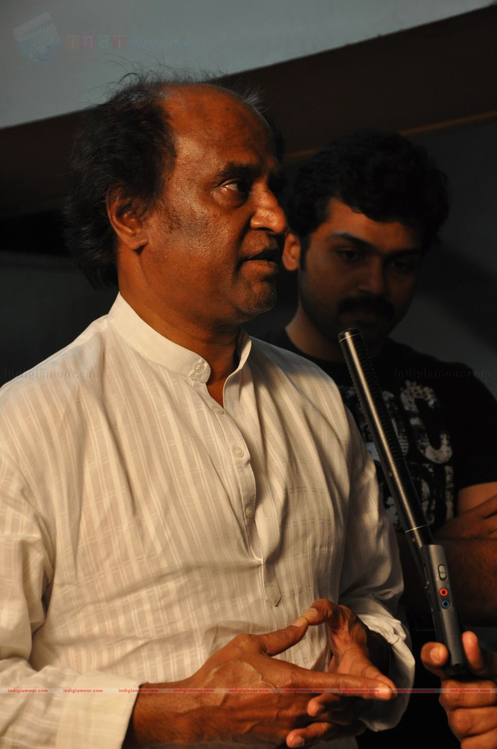 Rajini Watches Ayirathil Oruvan Event hd photo