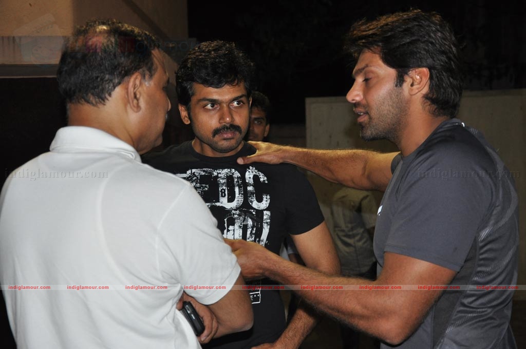 Rajini Watches Ayirathil Oruvan Event hd photo