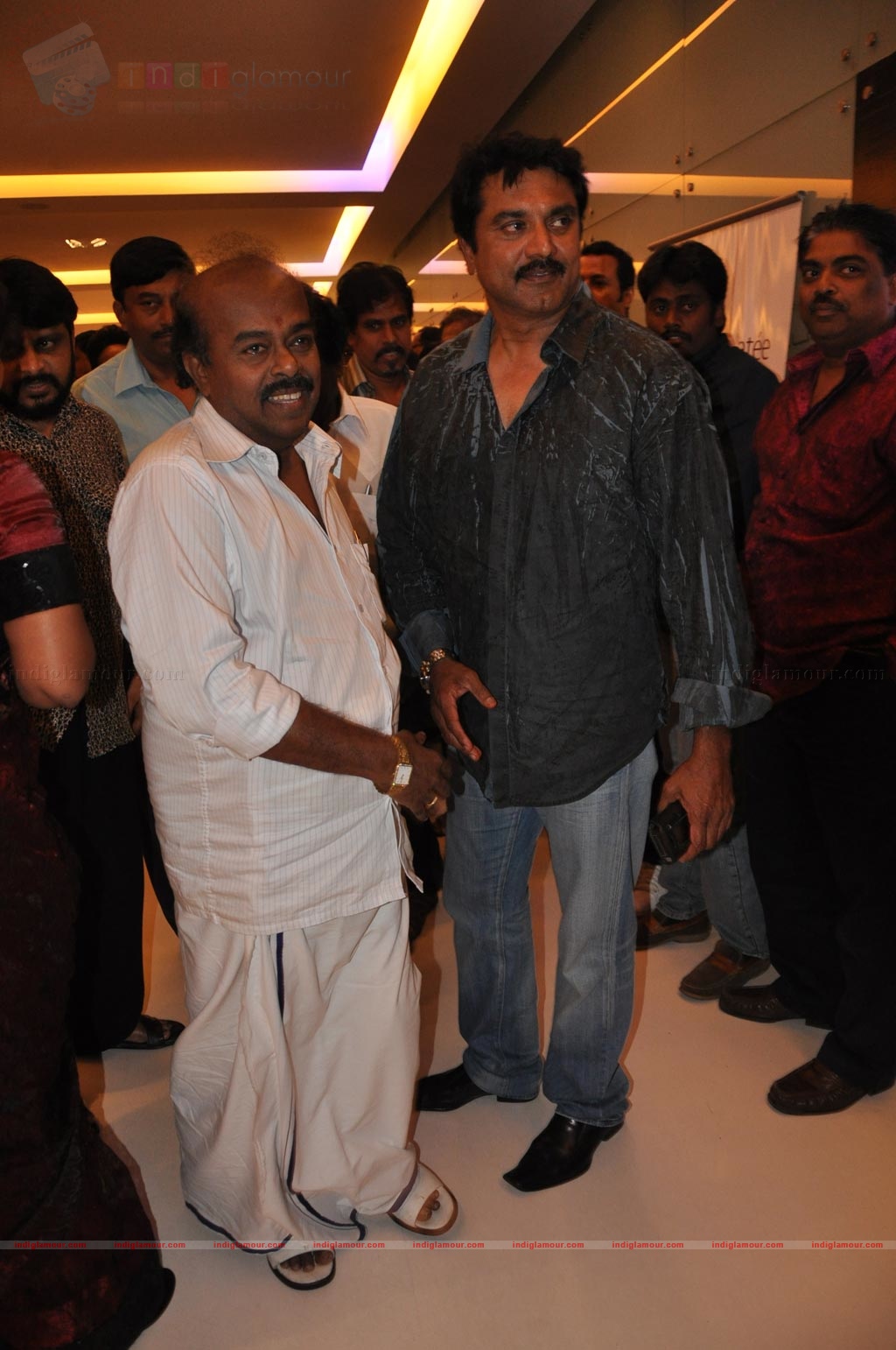 Jakkubai Premiere Show Event hd photo