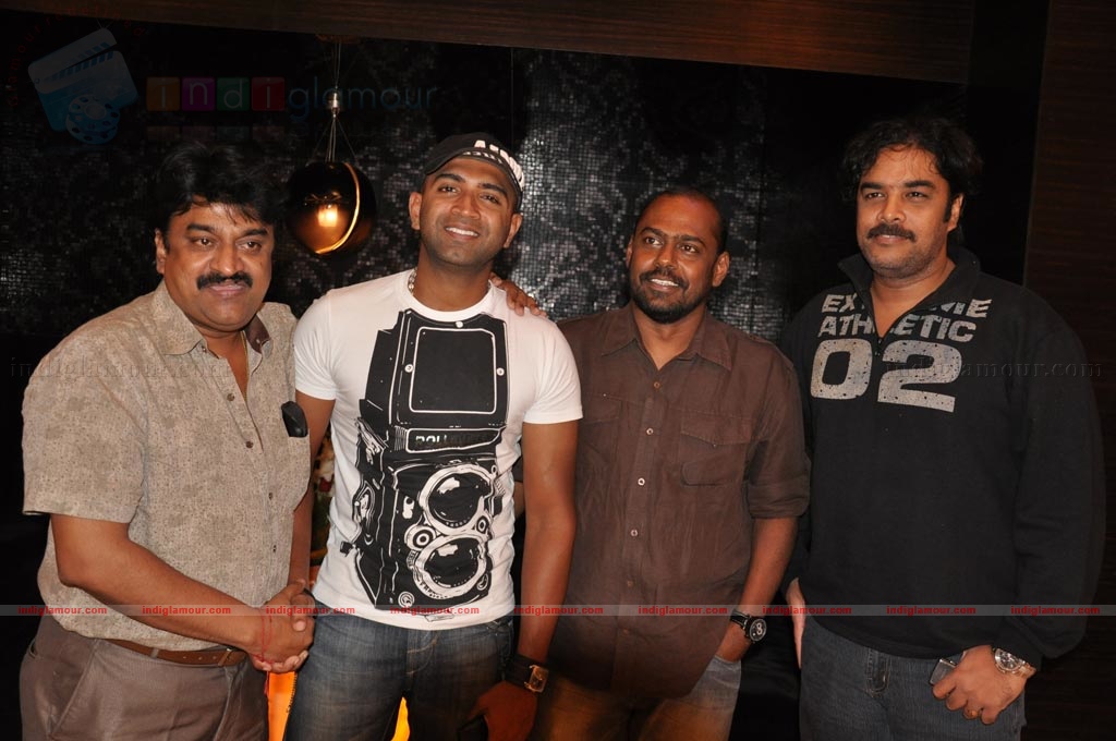 Jakkubai Premiere Show Event hd photo