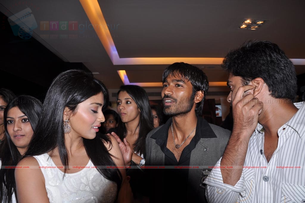 Jakkubai Premiere Show Event hd photo