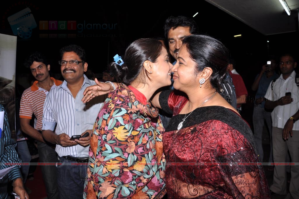 Jakkubai Premiere Show Event hd photo