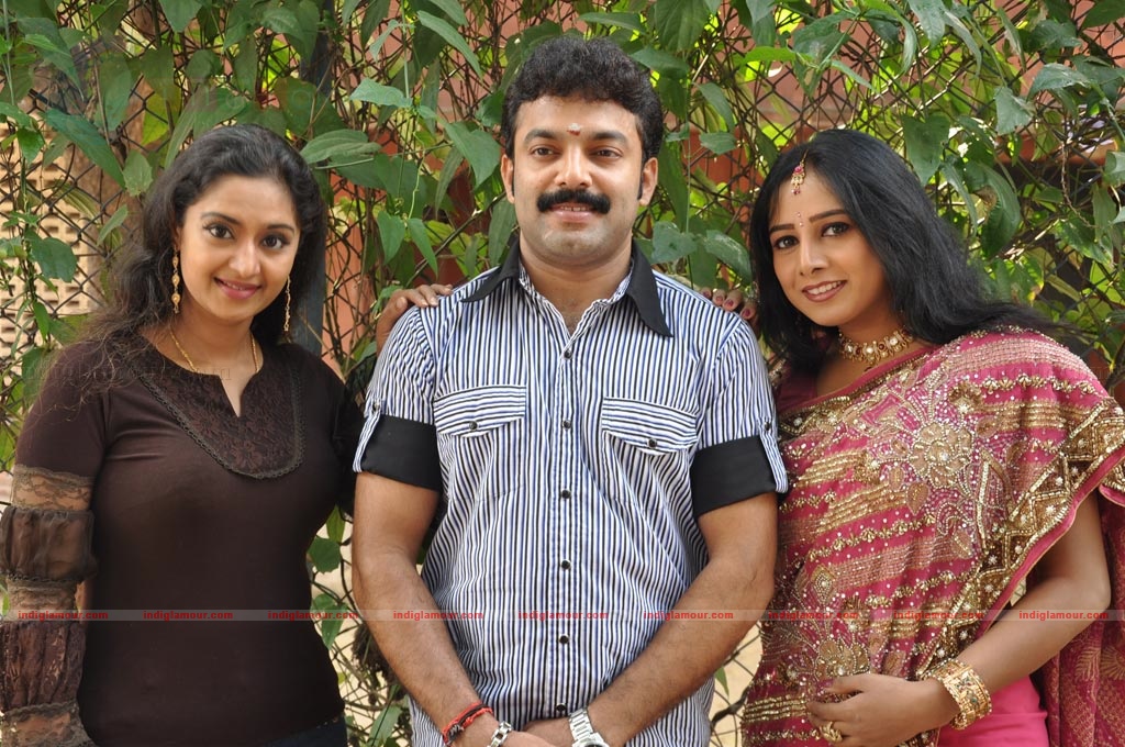 Pattathu Rani Movie Launch Event hd photo