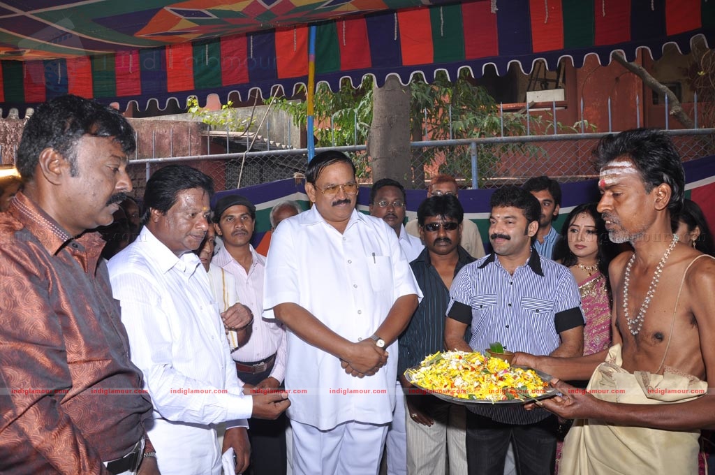 Pattathu Rani Movie Launch Event hd photo