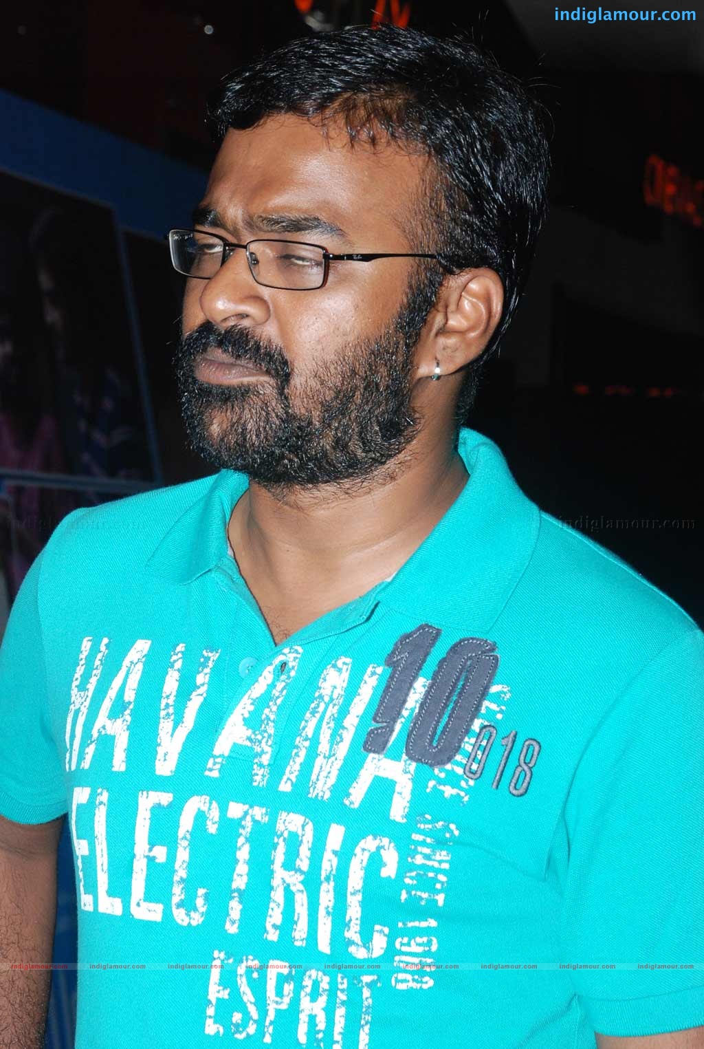 Mandhira Punnagai Audio Launch Event hd photo
