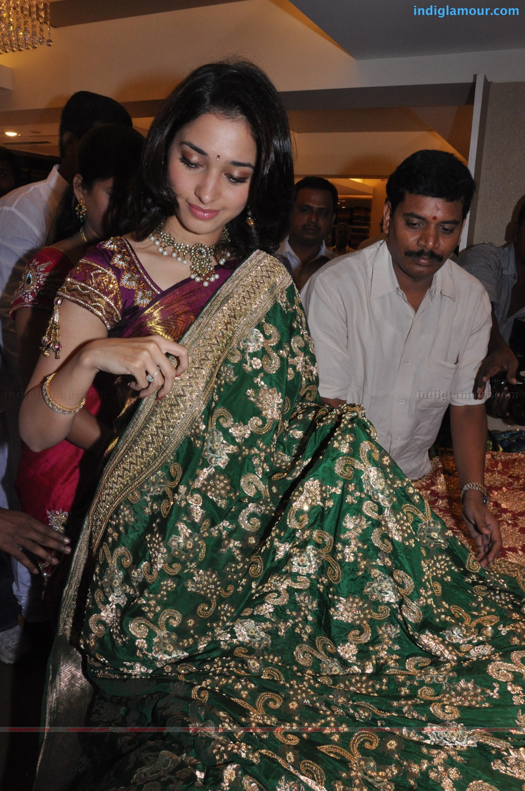 Tamanna at Kalaniketan Showroom Event hd photo