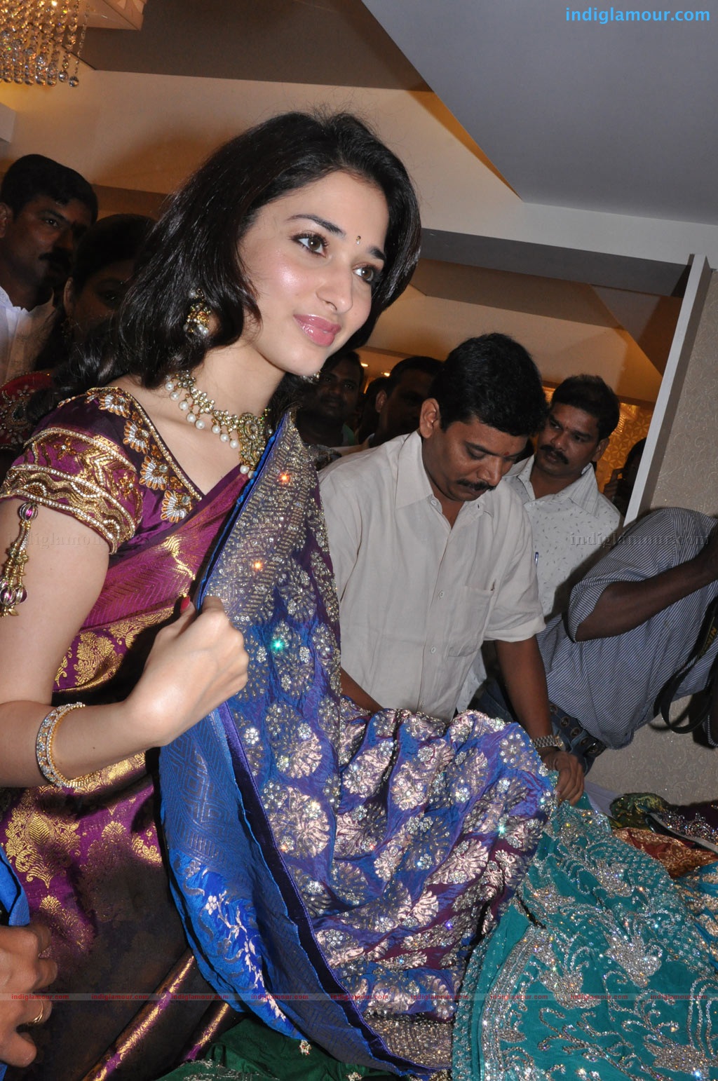 Tamanna at Kalaniketan Showroom Event hd photo