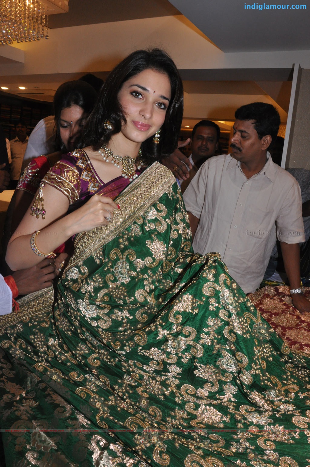 Tamanna at Kalaniketan Showroom Event hd photo