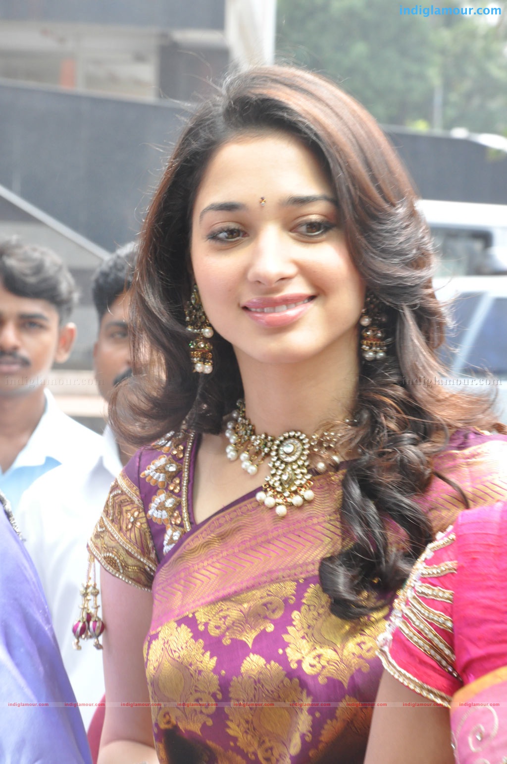 Tamanna at Kalaniketan Showroom Event hd photo