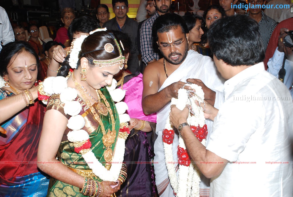 Soundarya Rajnikanth Wedding Event hd photo