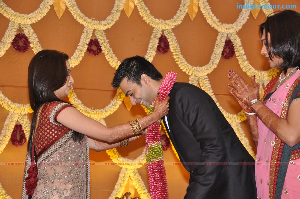 Soundarya Rajnikanth Wedding Reception Event hd photo