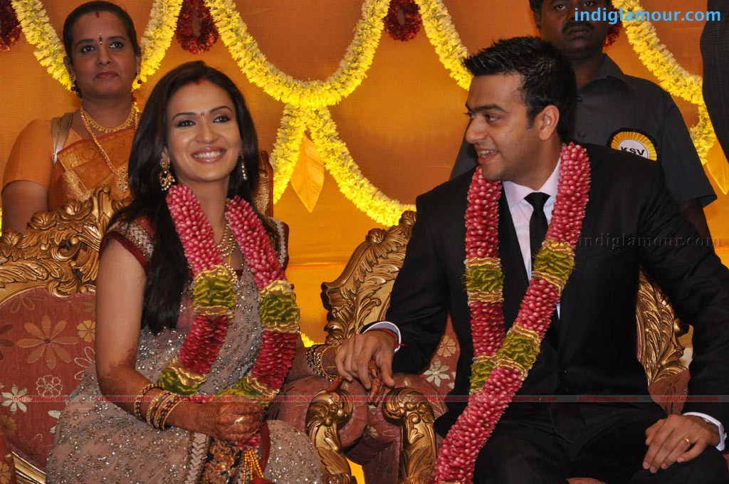 Soundarya Rajnikanth Wedding Reception Event hd photo
