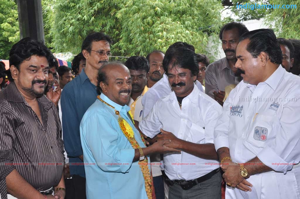 Pudhiya Theerppu Movie Launch Event hd photo