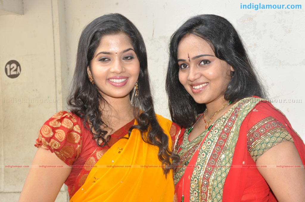 Oru Thuli Punnagai Movie Launch Event hd photo