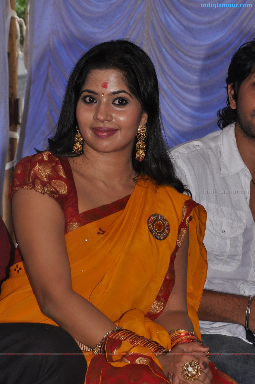 Oru Thuli Punnagai Press Meet Event hd photo