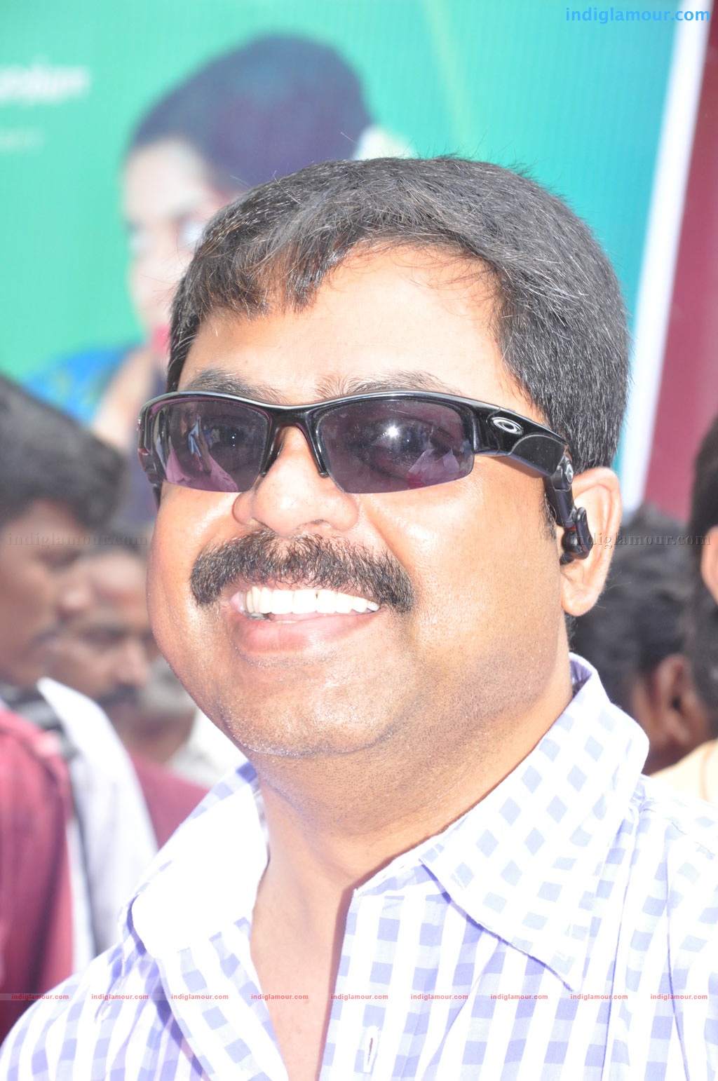 Oru Thuli Punnagai Press Meet Event hd photo